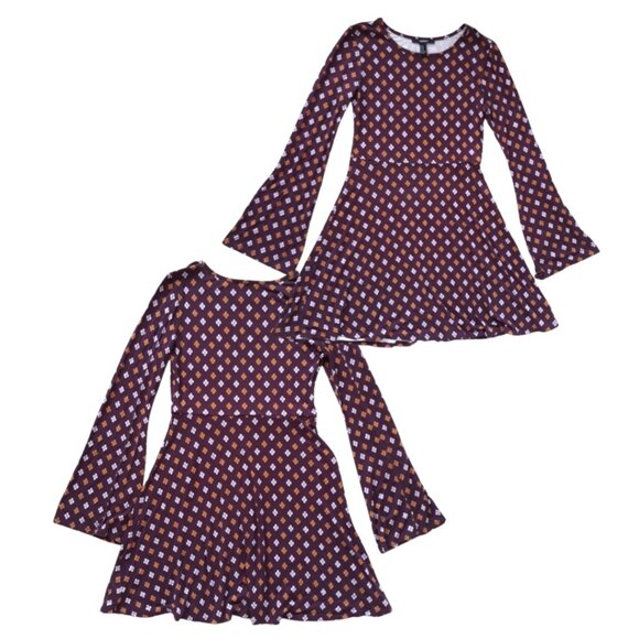 Forever 21 Bell Sleeve Floral Dress - Picture 2 of 5